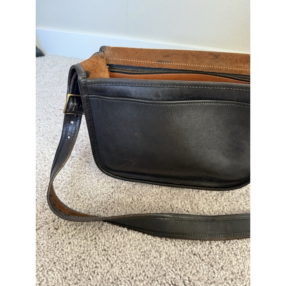 RARE Coach NYC Vintage Full-Grain Leather Messenger Crossbody Saddle Brown Flap - Picture 3 of 12